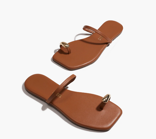 Colette Sandal in Natural