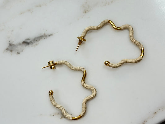 Bonelia Hoops in Cream