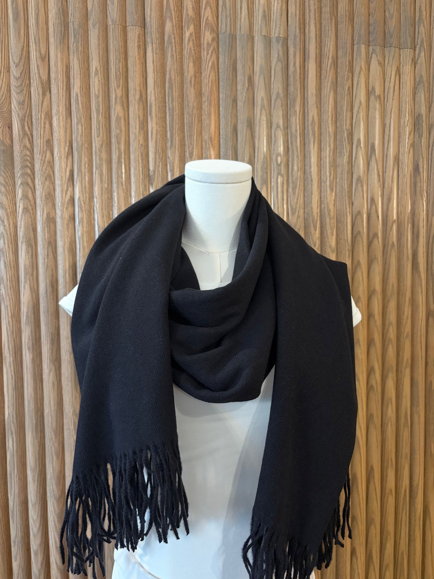 Travel Scarf in Black