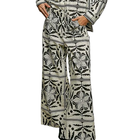 B&W Woven Wide Leg Pants